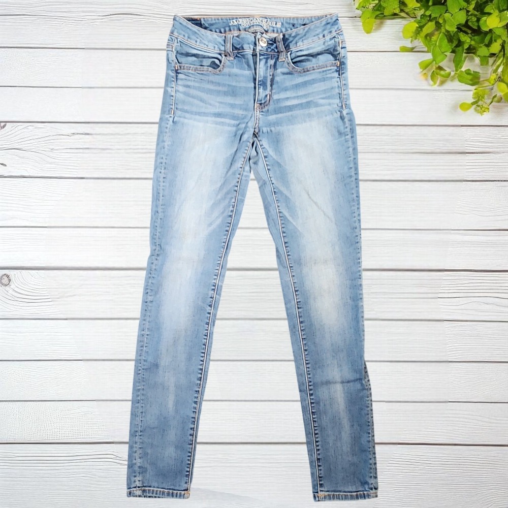 American Eagle Womens Jegging Jeans Size 6 Medium Wash Blue Stretch Denim